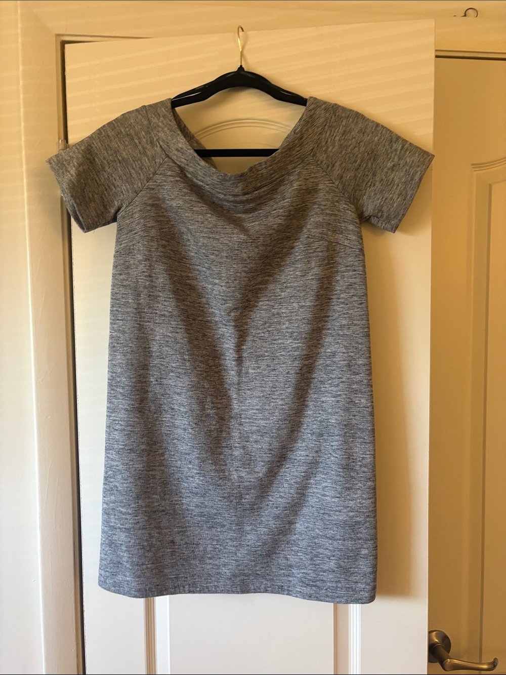 Forever 21 Gray Short-Sleeve Shift Dress
